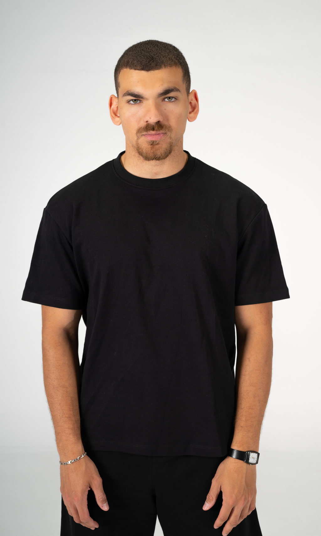 BLACK REGULAR FIT T-SHIRT