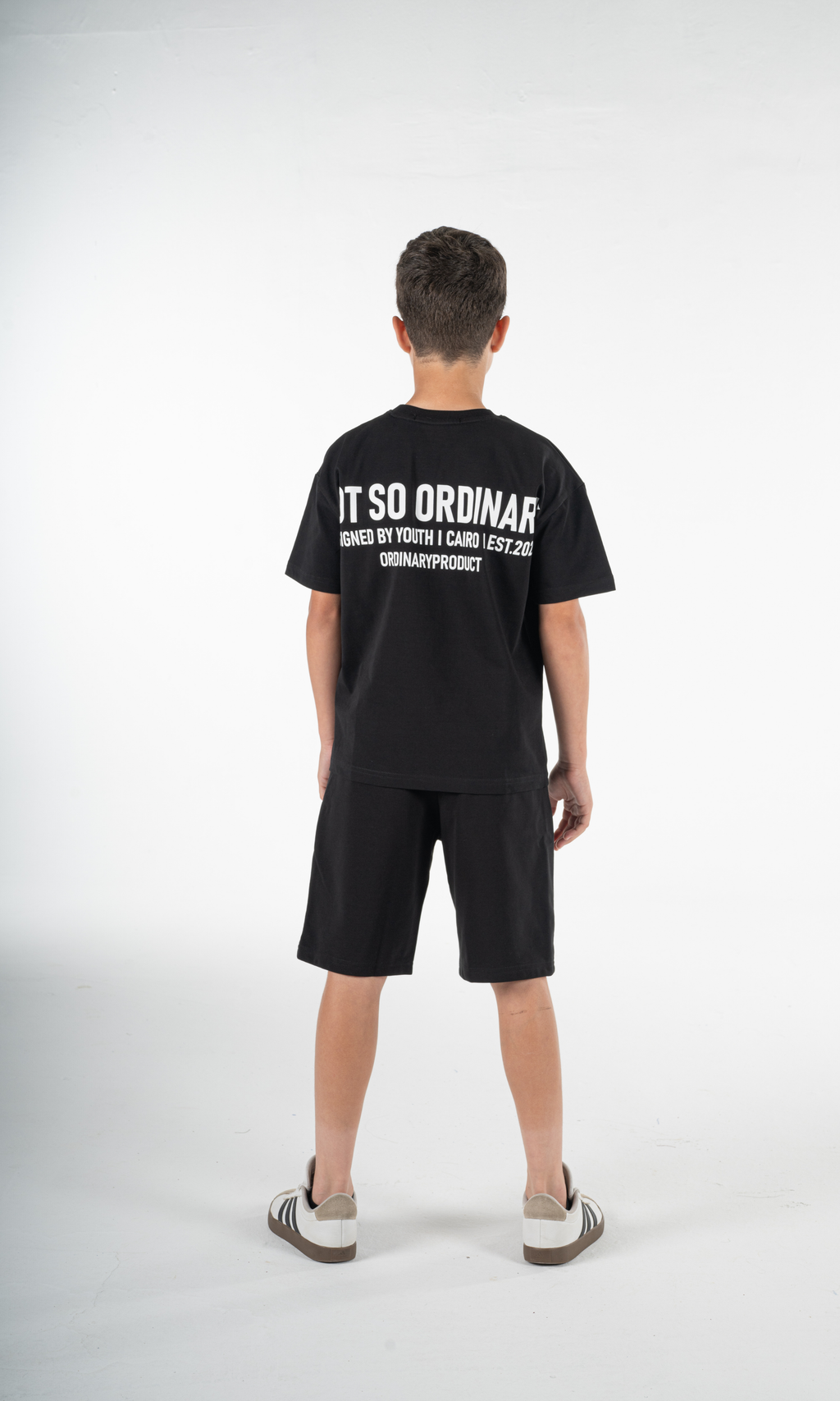 BLACK KIDS T-SHIRT