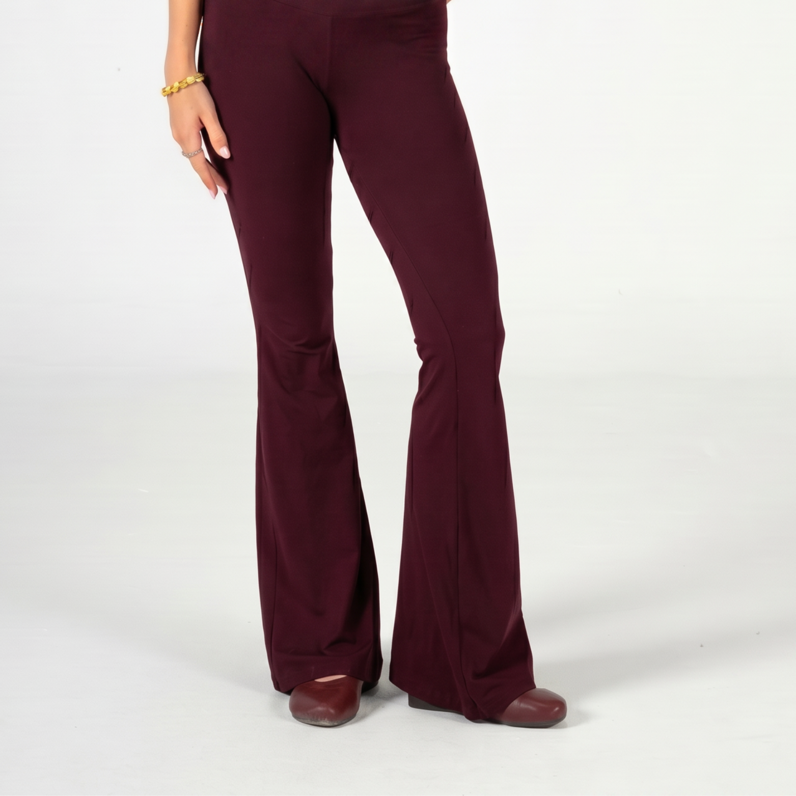BURGUNDY FLARED YOGA PANTS