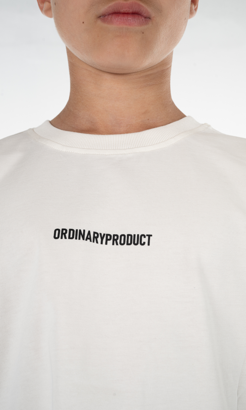 WHITE KIDS T-SHIRT