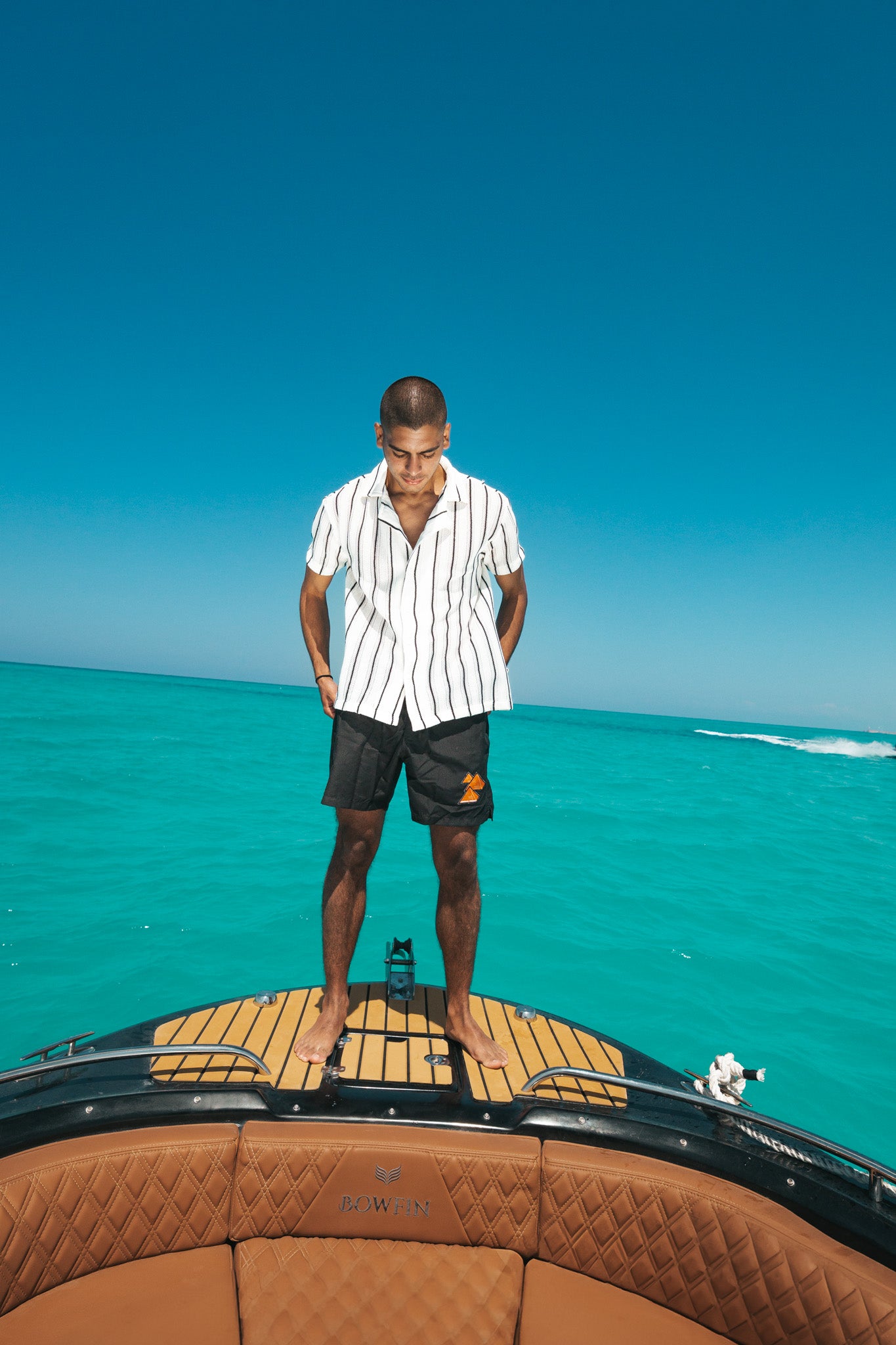 CREAM X BLACK AIR SHIRT