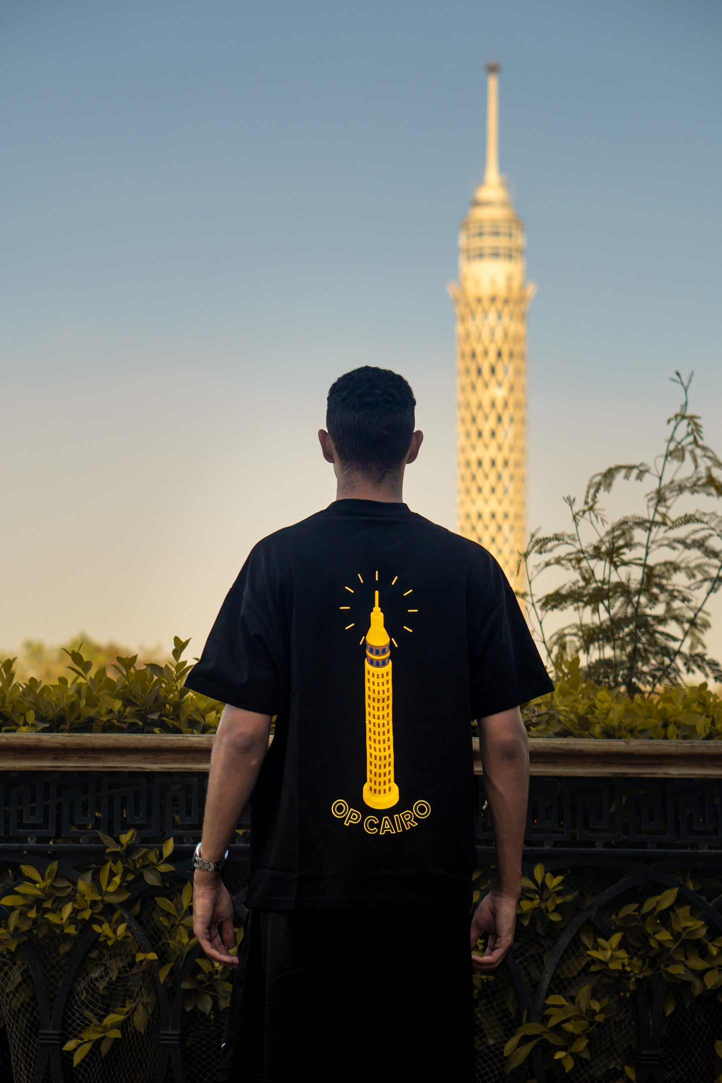 BLACK T-SHIRT CAIRO TOWER