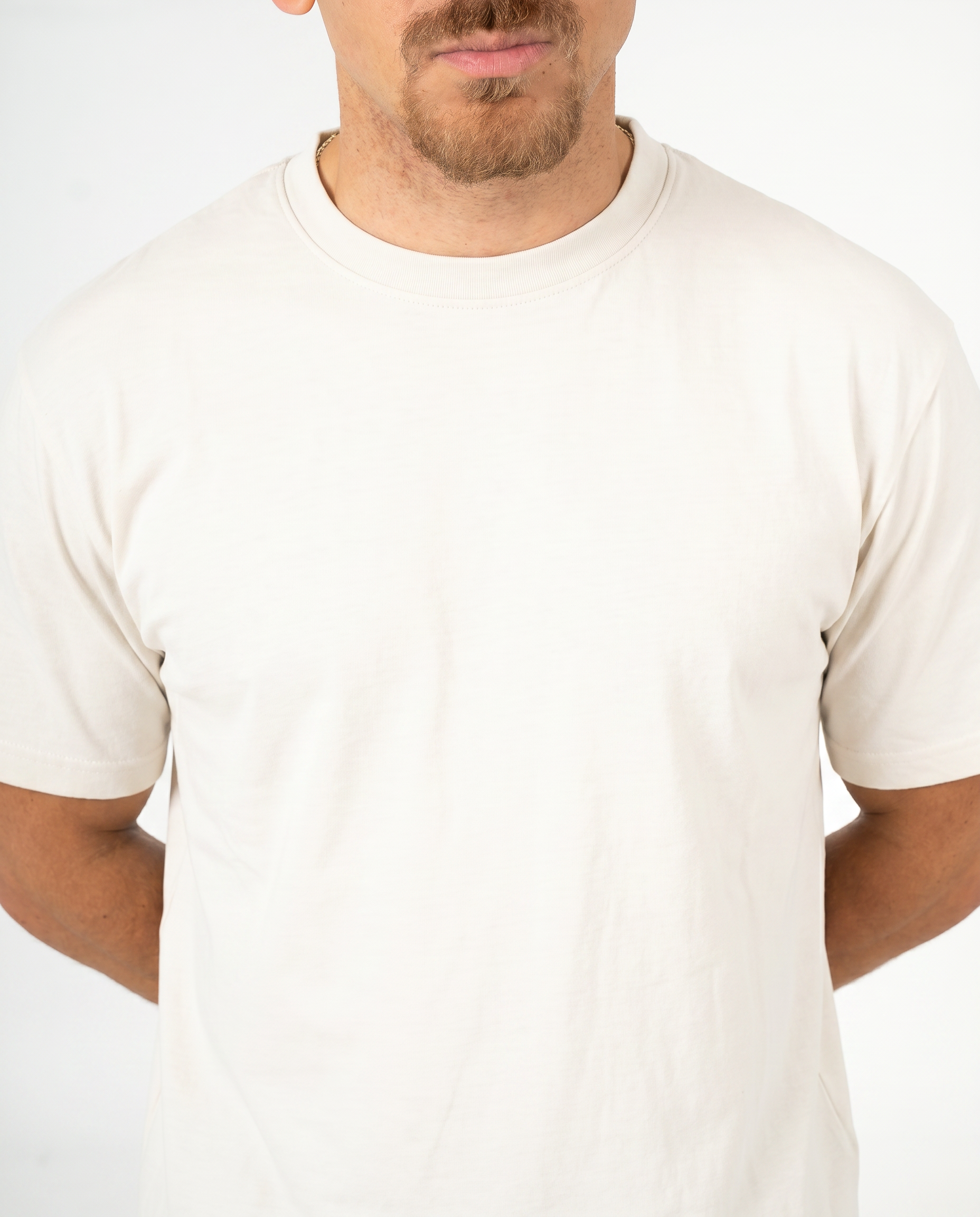 WHITE REGULAR FIT T-SHIRT