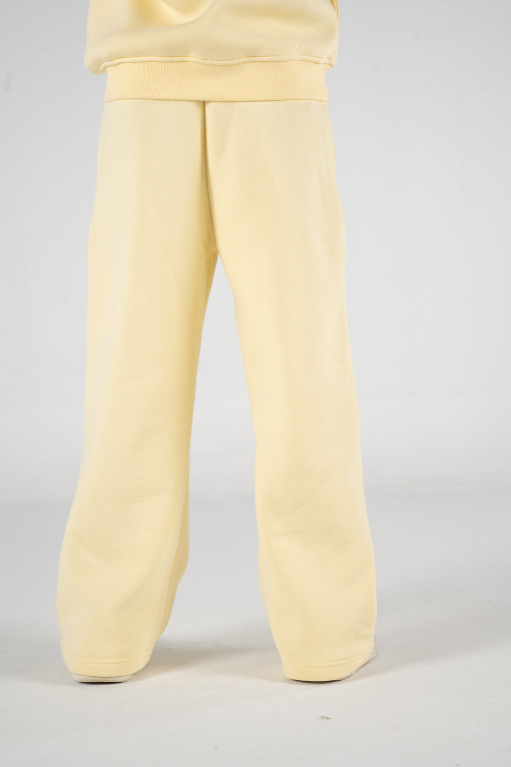 BUTTER YELLOW KIDS SWEATS
