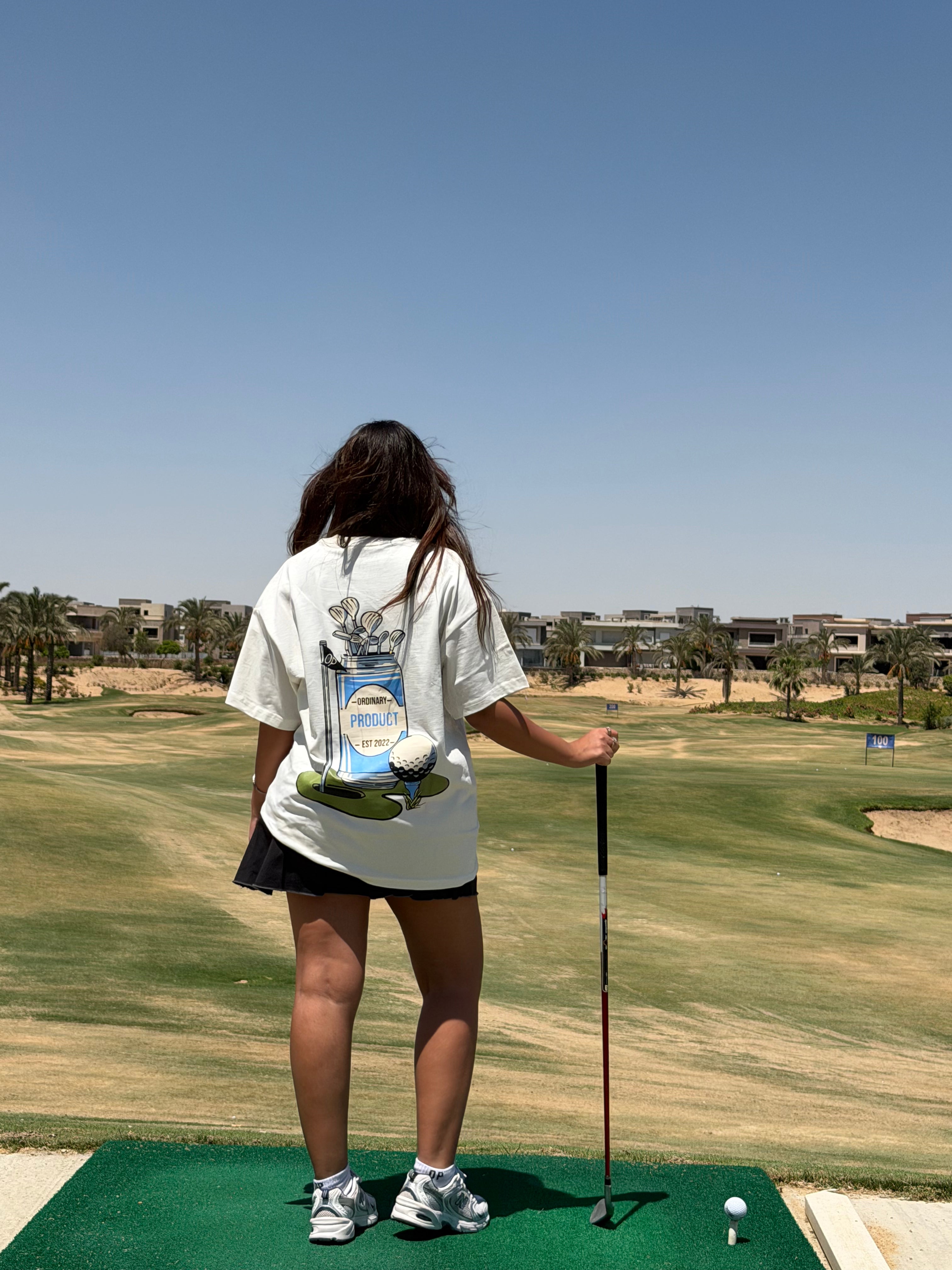 WHITE T-SHIRT GOLF CLUB