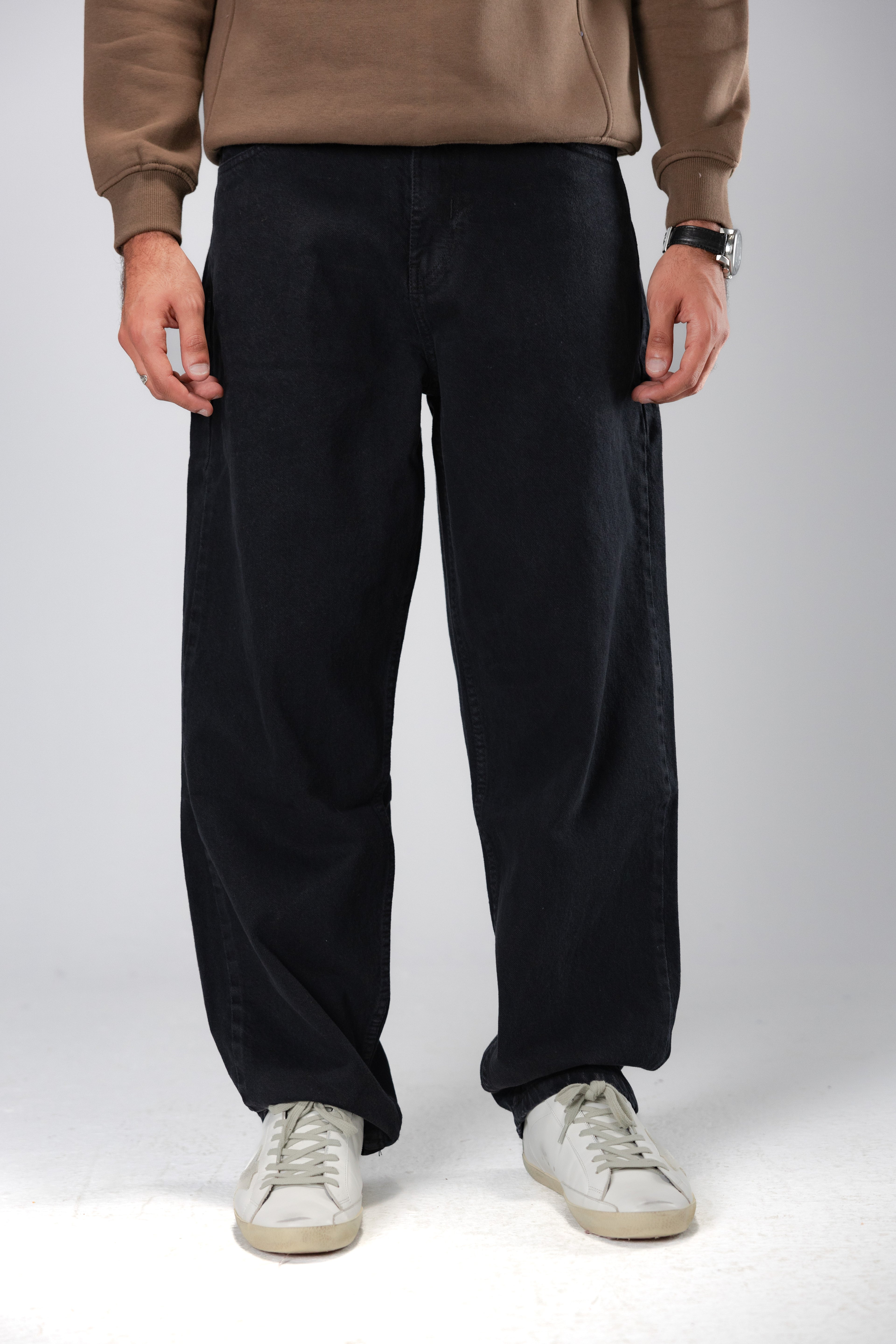 BLACK STRAIGHT FIT JEANS