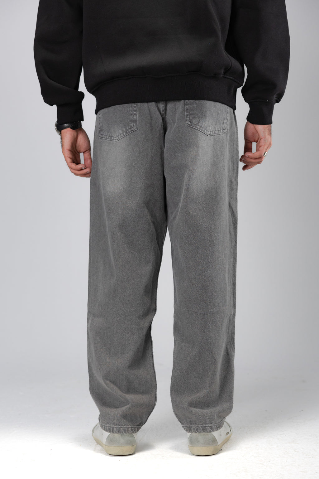 ASH STRAIGHT FIT JEANS