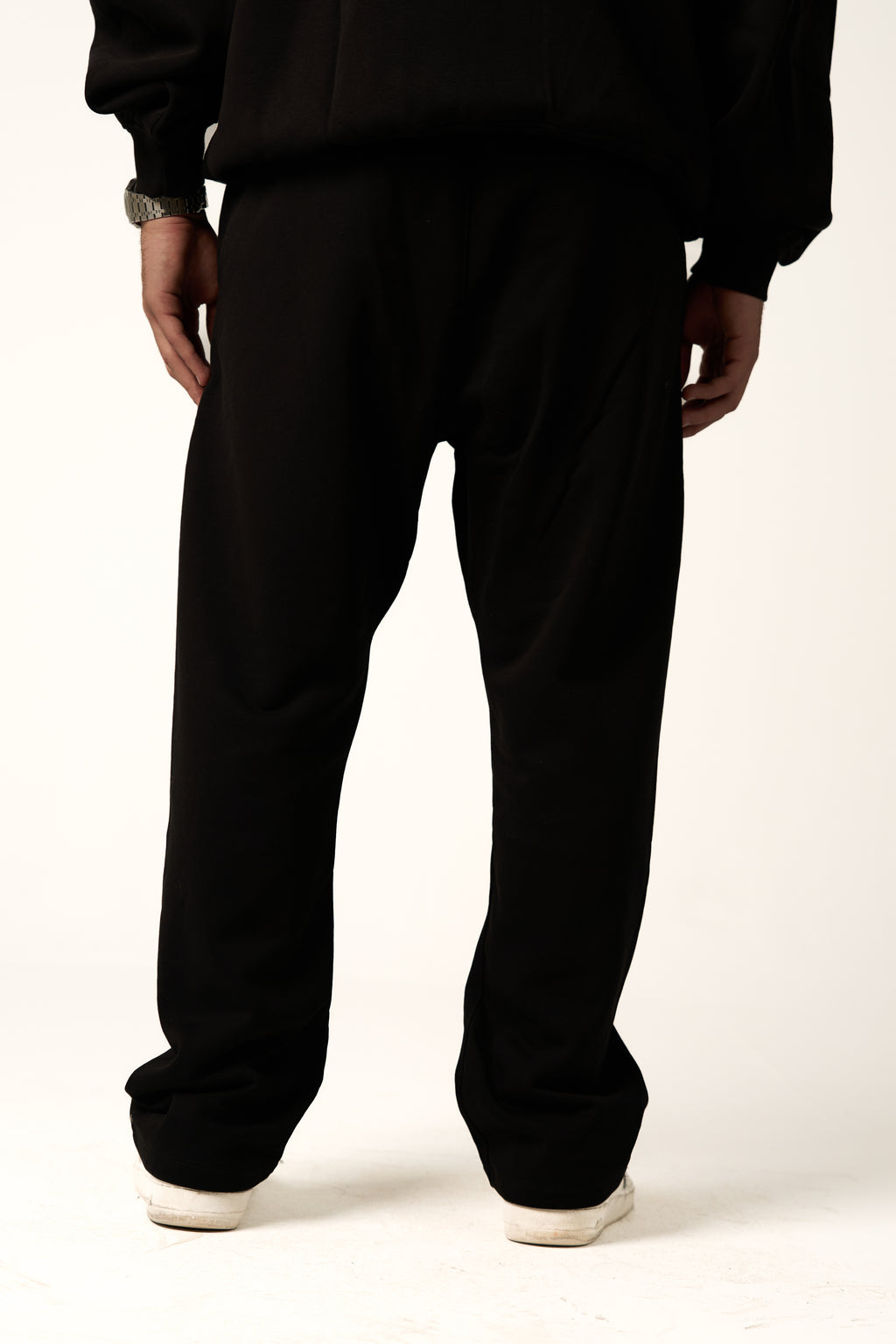 BLACK SWEATS WIDE LEG