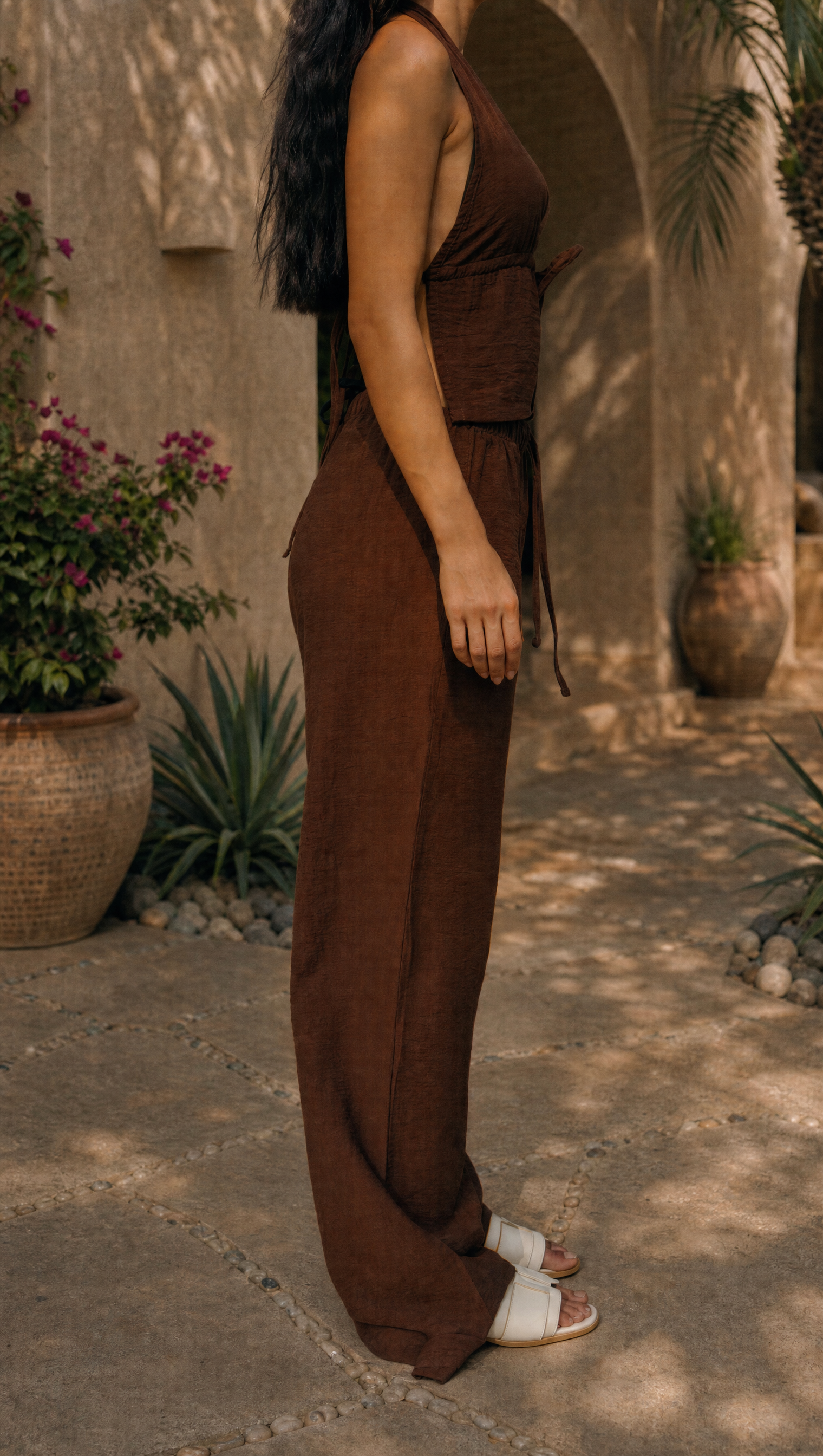 WALNUT LINEN STRAIGHT FIT PANTS