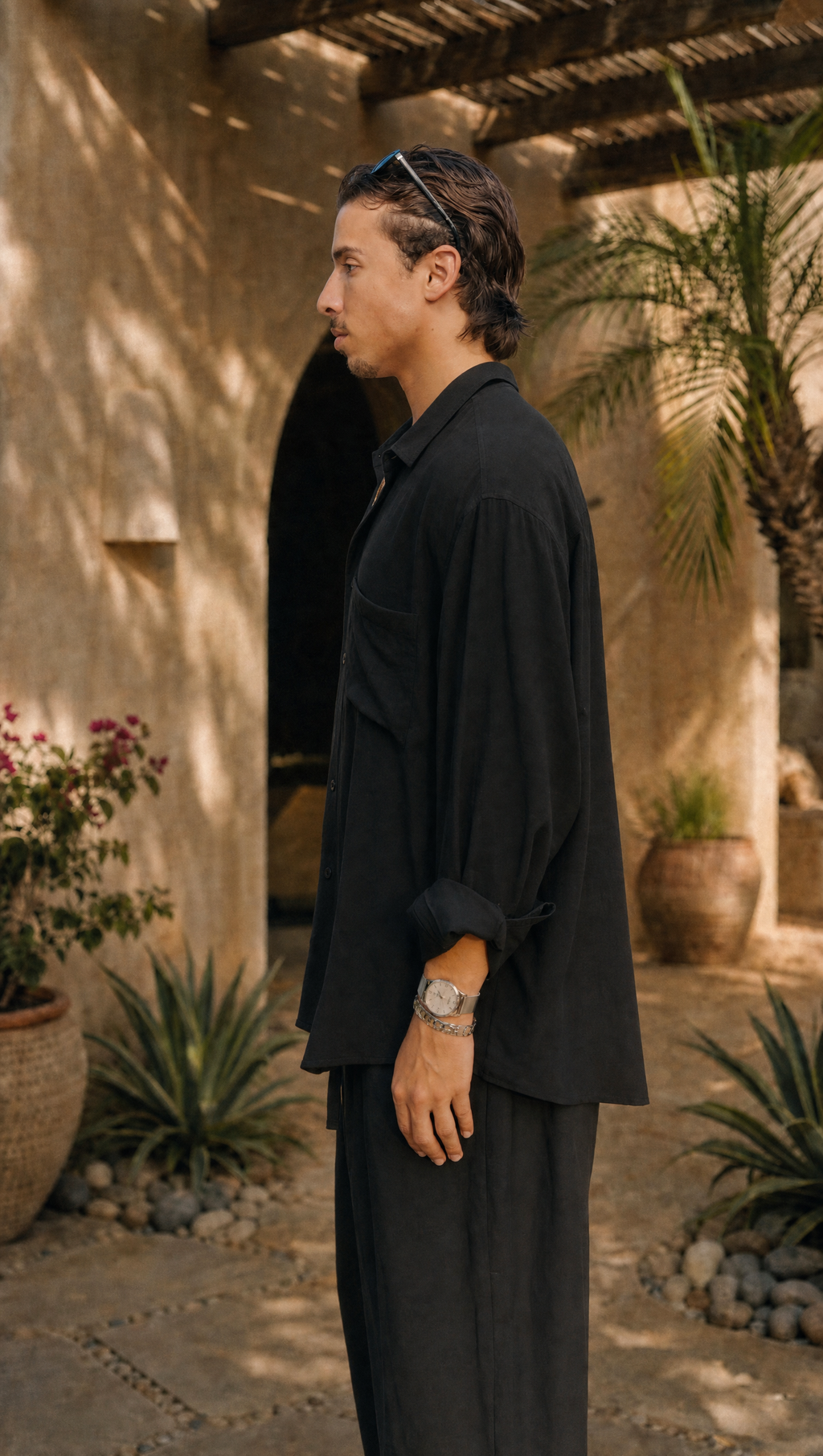 BLACK LINEN LONG SLEEVE SHIRT